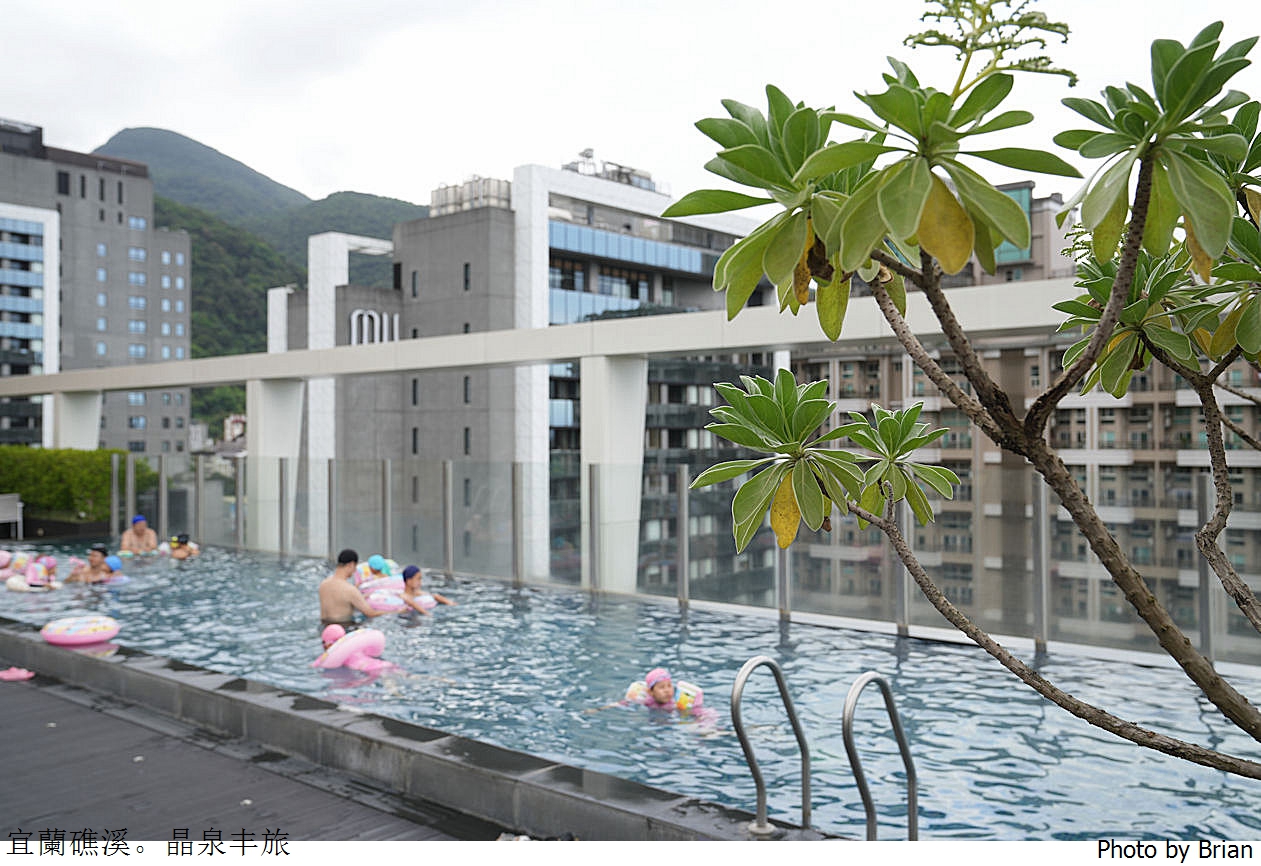 宜蘭礁溪溫泉住宿晶泉丰旅。日式質感優雅雙湯池 Happy Hours 無限供應甜點飲料 宜蘭礁溪溫泉住宿晶泉丰旅。日式質感優雅雙湯池 Happy Hours 無限供應甜點飲料