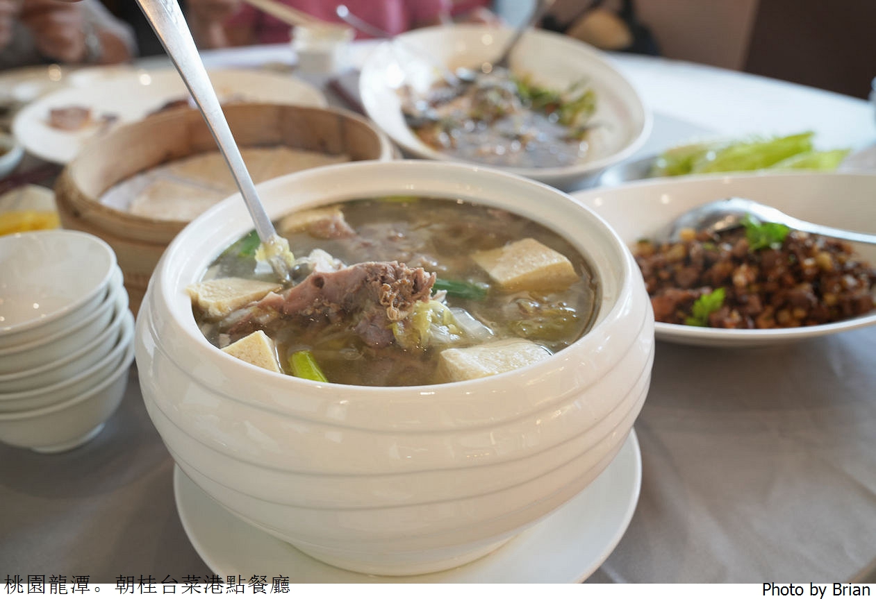 桃園龍潭美食朝桂台菜港點餐廳。名人堂花園大飯店中人氣餐廳