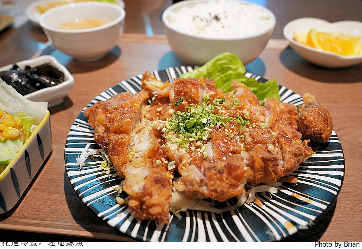 花蓮壽豐人氣美食迷途鯨魚。東華大學附近網美咖啡店高CP值餐點 花蓮壽豐人氣美食迷途鯨魚。東華大學附近網美咖啡店高CP值餐點