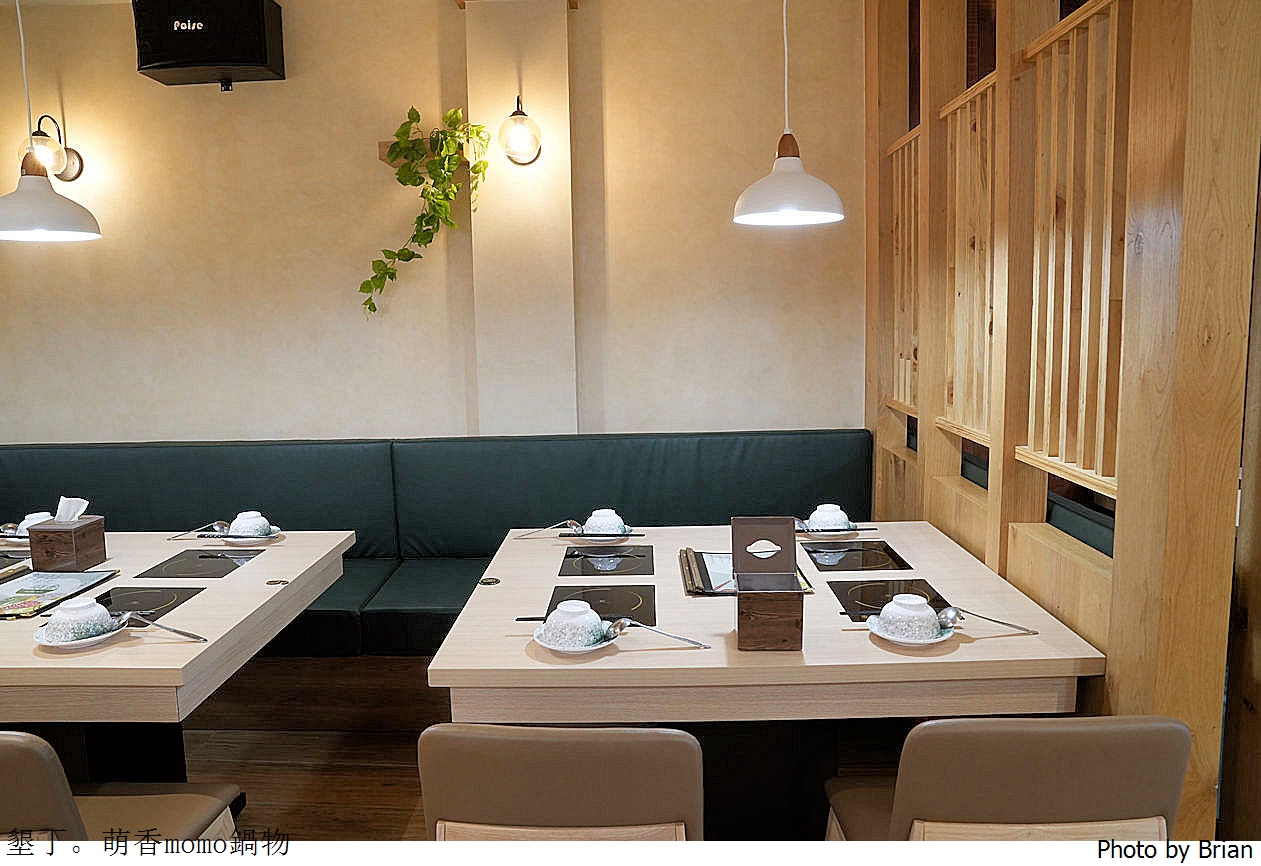 屏東墾丁大街美食萌香momo鍋物。墾丁大街上個人式火鍋 屏東墾丁大街美食萌香momo鍋物。墾丁大街上個人式火鍋