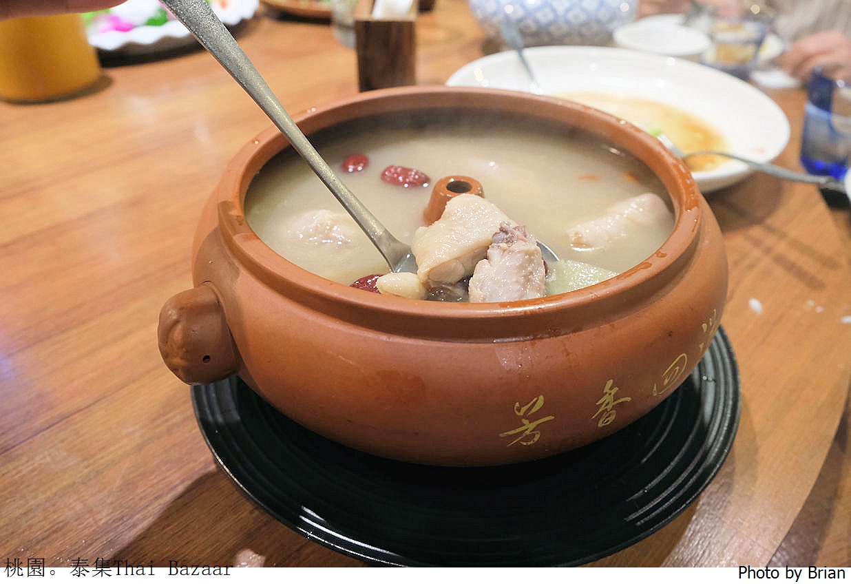 桃園美食泰集Thai Bazaar 泰式料理。桃園藝文特區泰式美食聚餐推薦