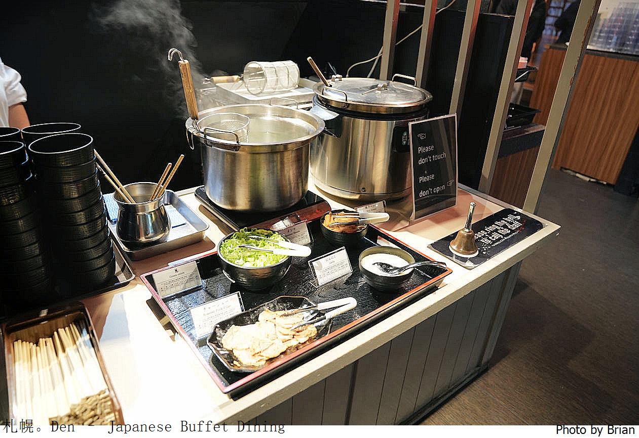 札幌美食鱈場蟹吃到飽 JAPANESE BUFFET DINING 伝。三大蟹火鍋烤肉吃到飽