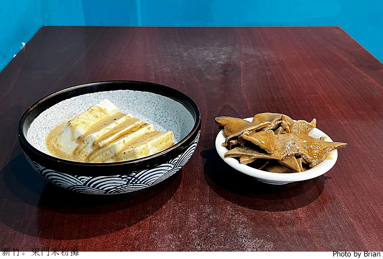 新竹美食米其林推薦東門米粉攤。東門市場內超人氣米粉湯