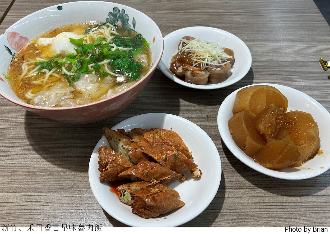 新竹小吃美食禾日香古早味魯肉飯。米其林推薦太陽蛋魯肉飯