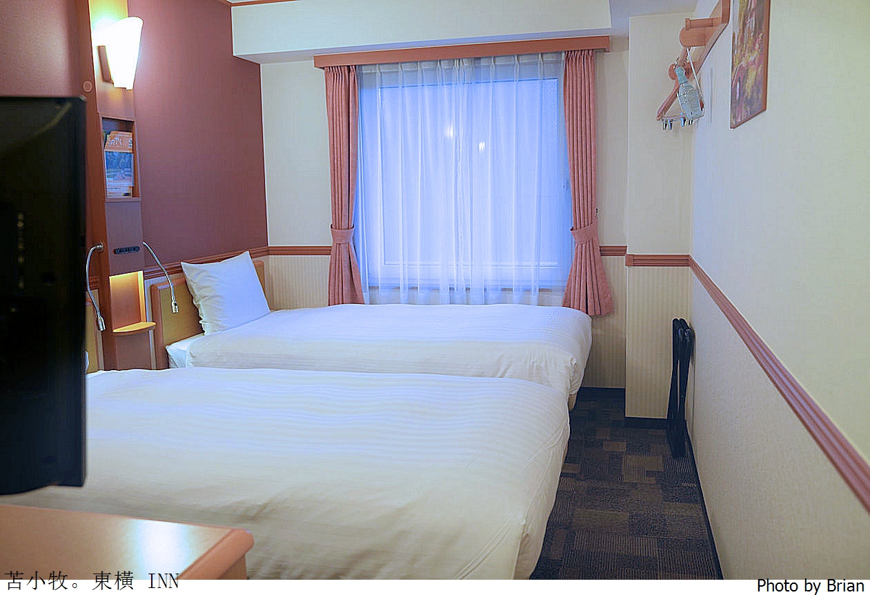 北海道苫小牧站前東橫 INN。苫小牧站住宿推薦出站就到飯店