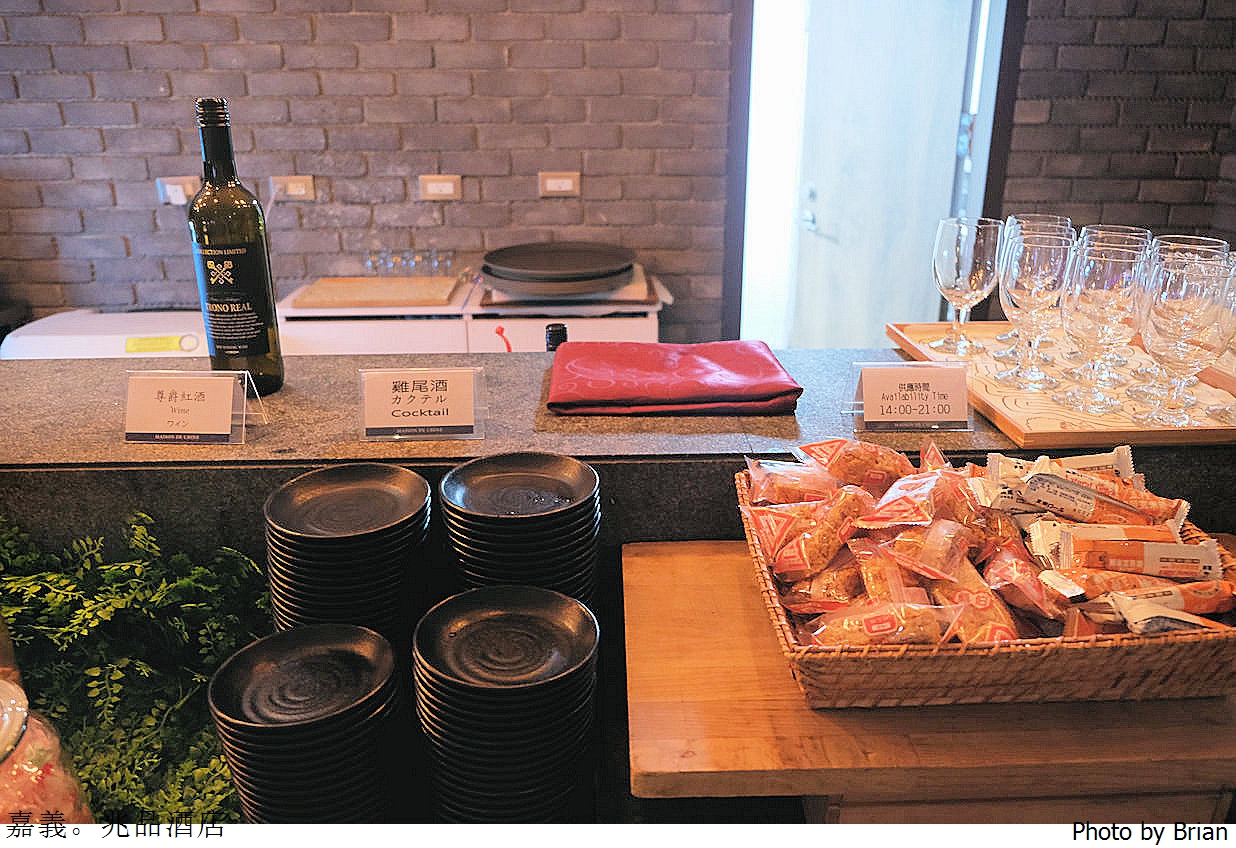 嘉義住宿推薦兆品酒店。位置方便鄰近文化路夜市檜意森活村