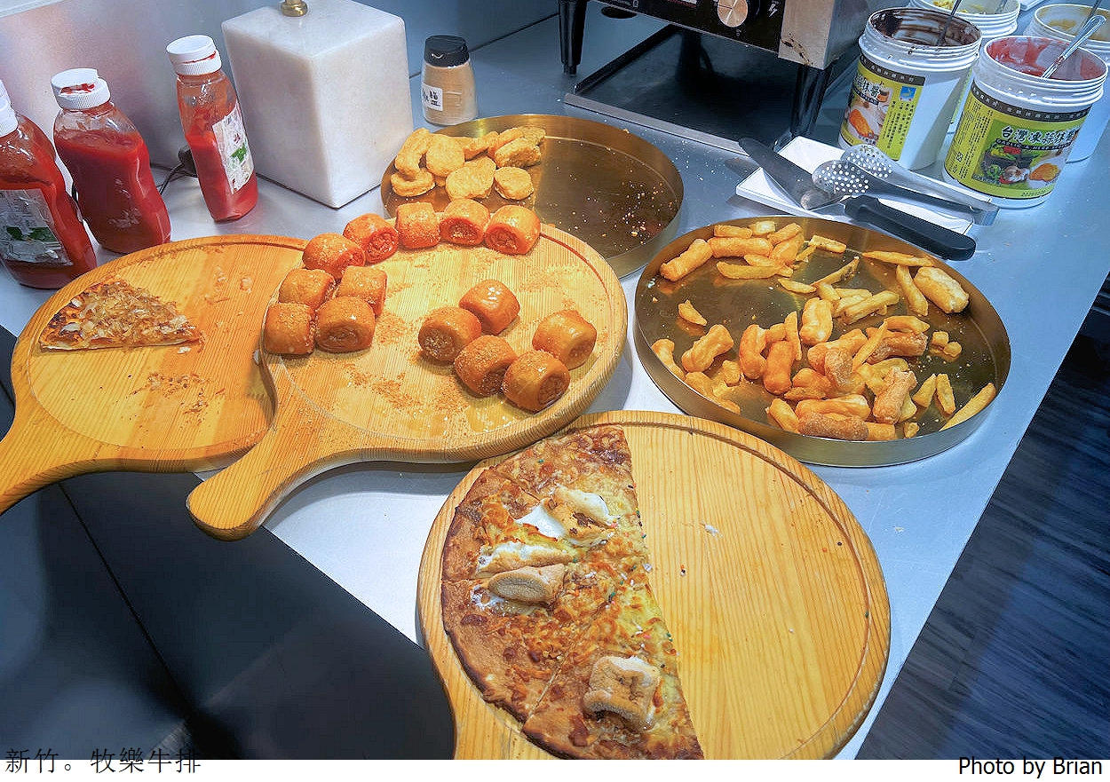 新竹平價牛排牧樂牛排。巨城附近價格平實豐富自助吧牛排館