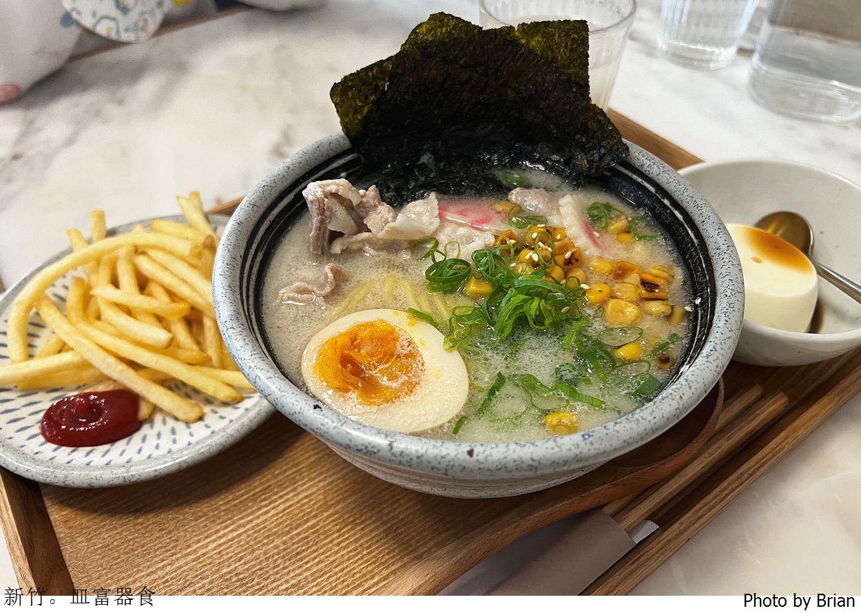 新竹巨城美食皿富器食。新竹米其林推薦個人簡餐