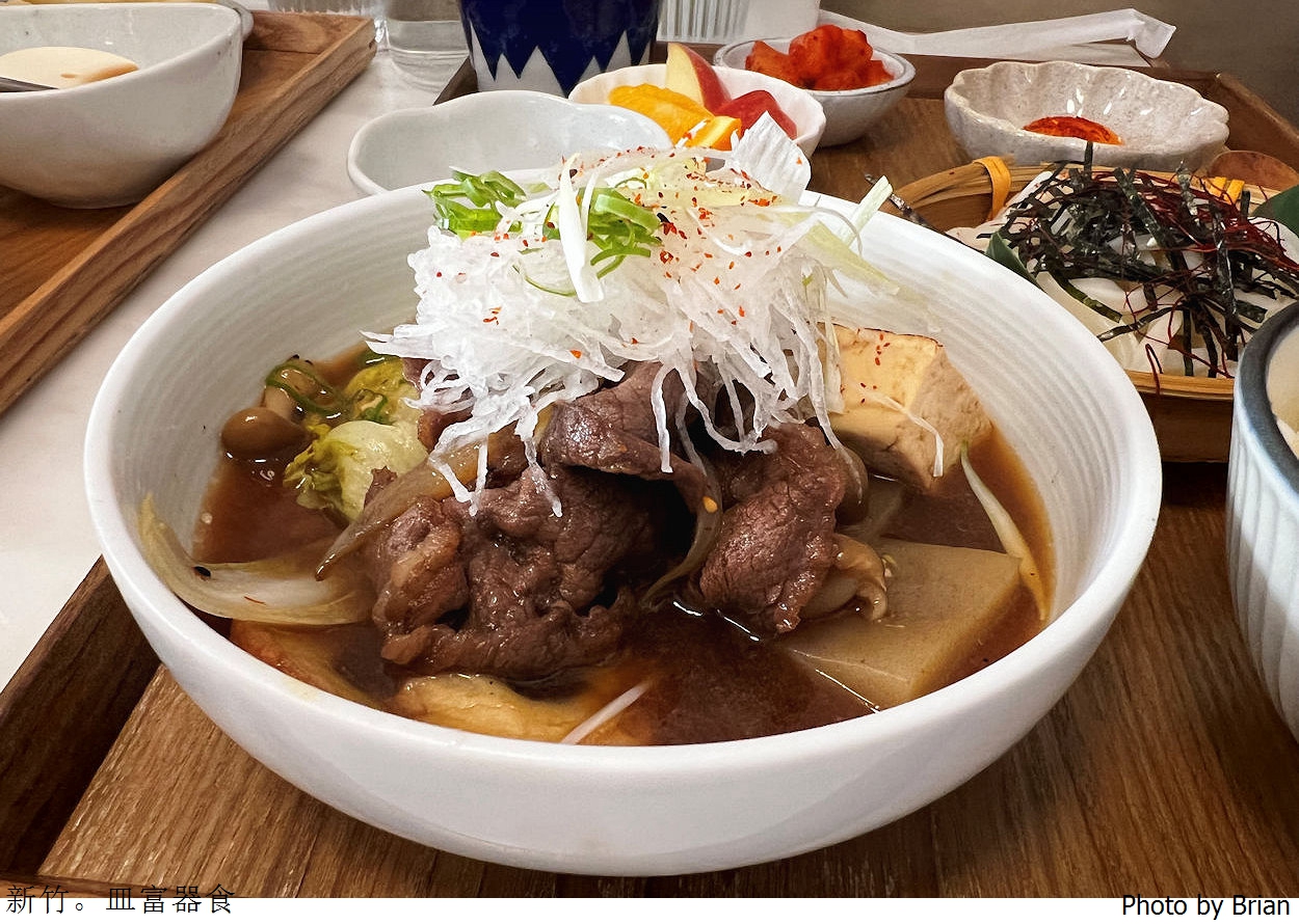 新竹巨城美食皿富器食。新竹米其林推薦個人簡餐