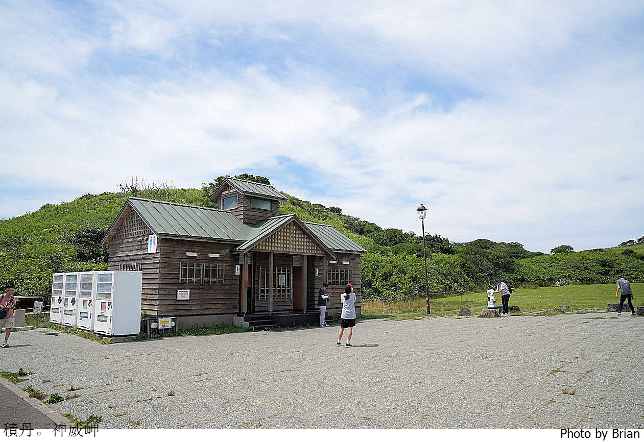 北海道積丹半島神威岬。360度無限海景北海道必訪積丹藍 北海道積丹半島神威岬。360度無限海景北海道必訪積丹藍