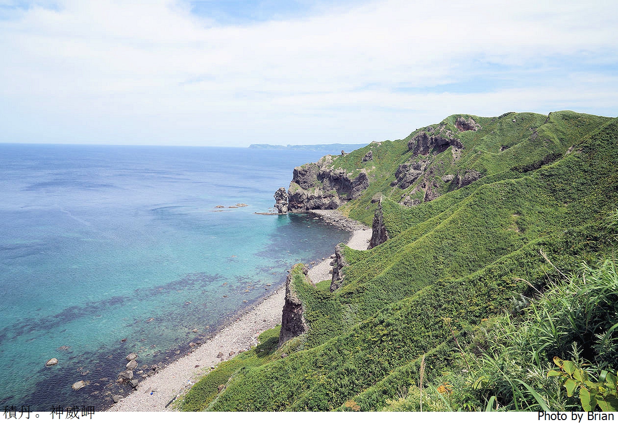 北海道積丹半島神威岬。360度無限海景北海道必訪積丹藍
