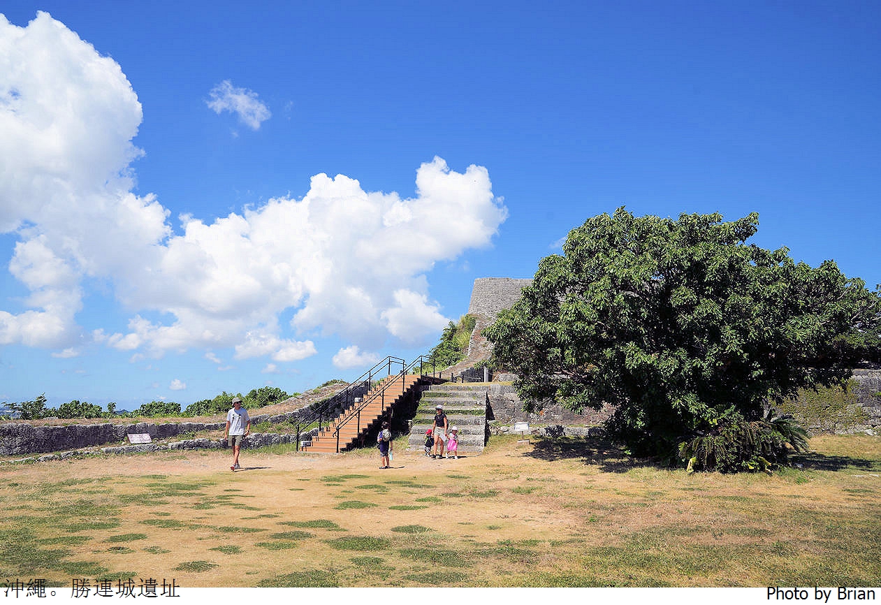 日本沖繩勝連城跡。位居山頭 360度無限視野沖繩世界遺產