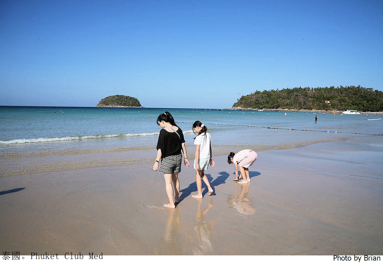泰國普吉島 Club Med。飯店外海灘商店街分享