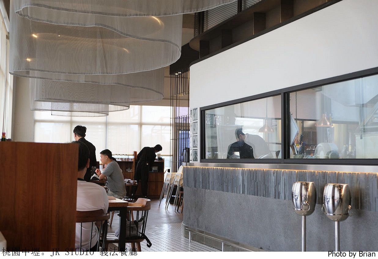 桃園華泰名品城美食 JK Studio 義法餐廳。高質感好吃義法料理 桃園華泰名品城美食 JK Studio 義法餐廳。高質感好吃義法料理