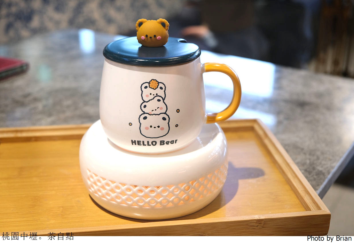 桃園青埔新光影城茶自點複合式餐廳。豐富個人式簡餐搭配多樣飲品