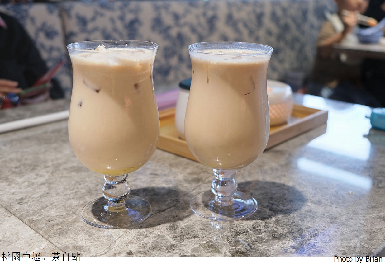 桃園青埔新光影城茶自點複合式餐廳。豐富個人式簡餐搭配多樣飲品 桃園青埔新光影城茶自點複合式餐廳。豐富個人式簡餐搭配多樣飲品