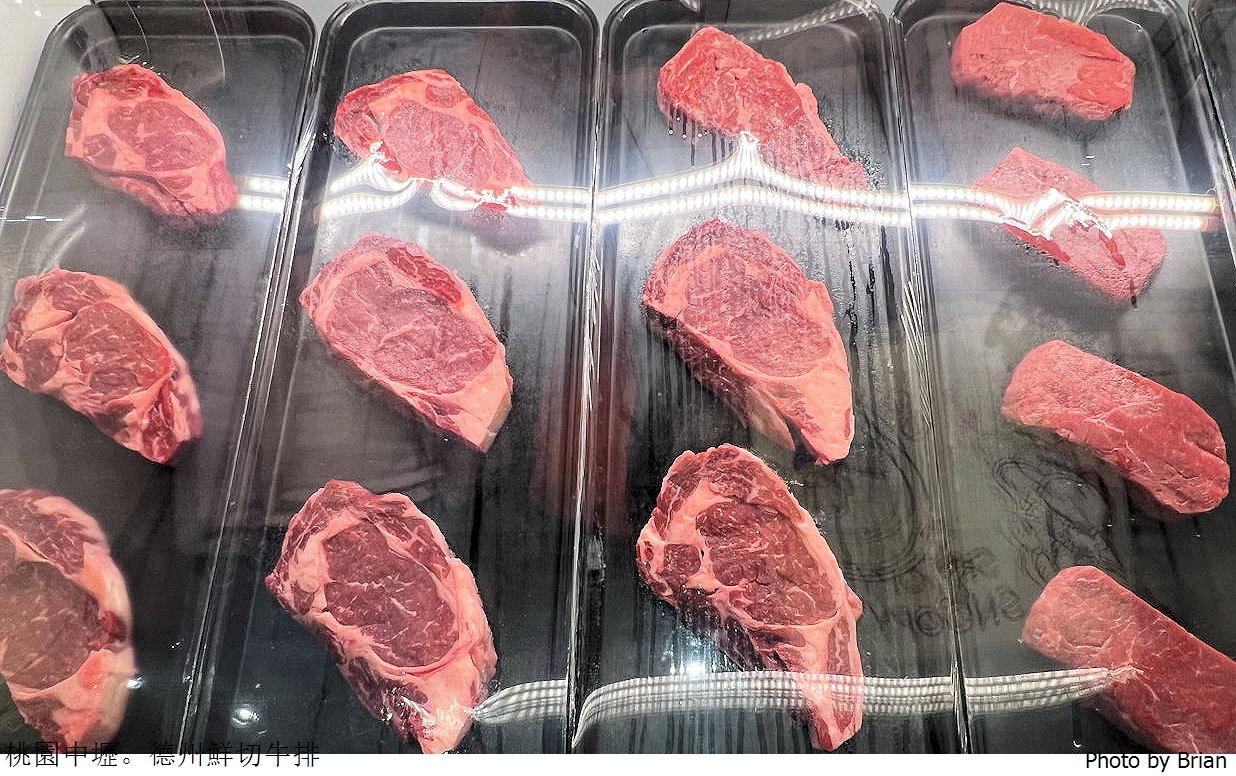 桃園青埔 Texas Roadhouse 德州鮮切牛排。道地美式牛排超大漢堡