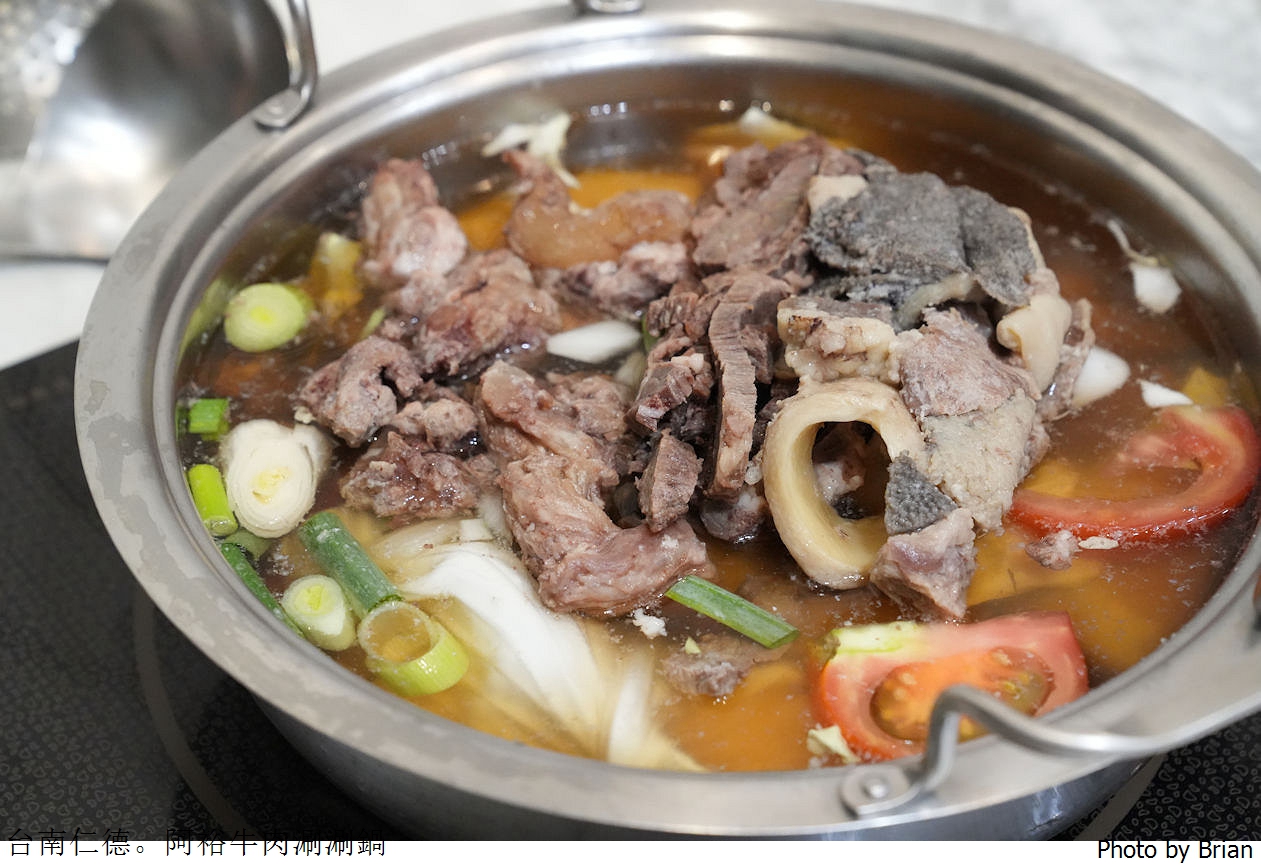 台南仁德阿裕牛肉涮涮鍋(崑崙店)。米其林推薦超人氣台南溫體牛肉火鍋