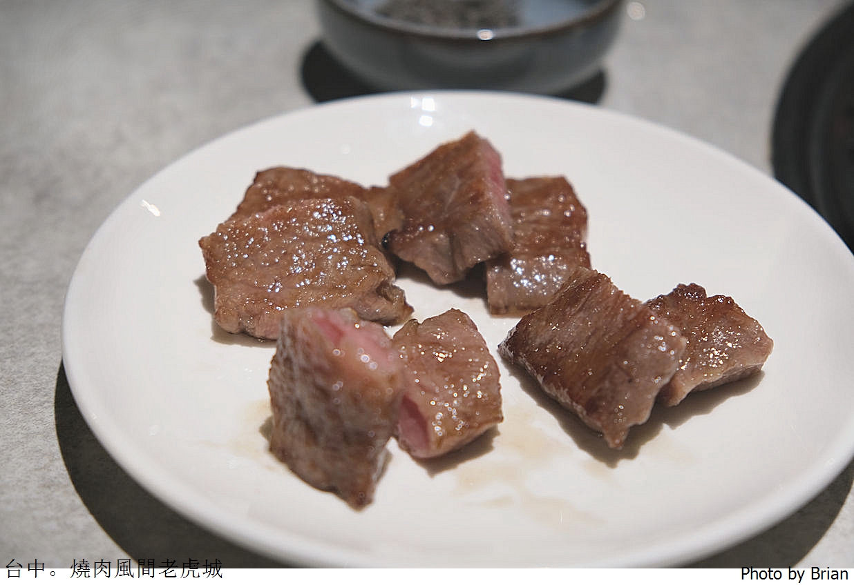 台中美食燒肉風間老虎城店。多樣燒肉品項優雅環境很享受
